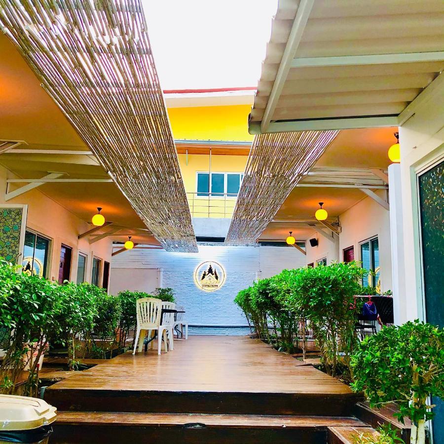 Koh Larn White House Hotel Ngoại thất bức ảnh