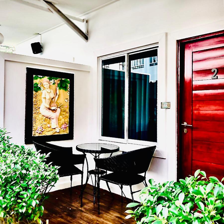 Koh Larn White House Hotel Ngoại thất bức ảnh