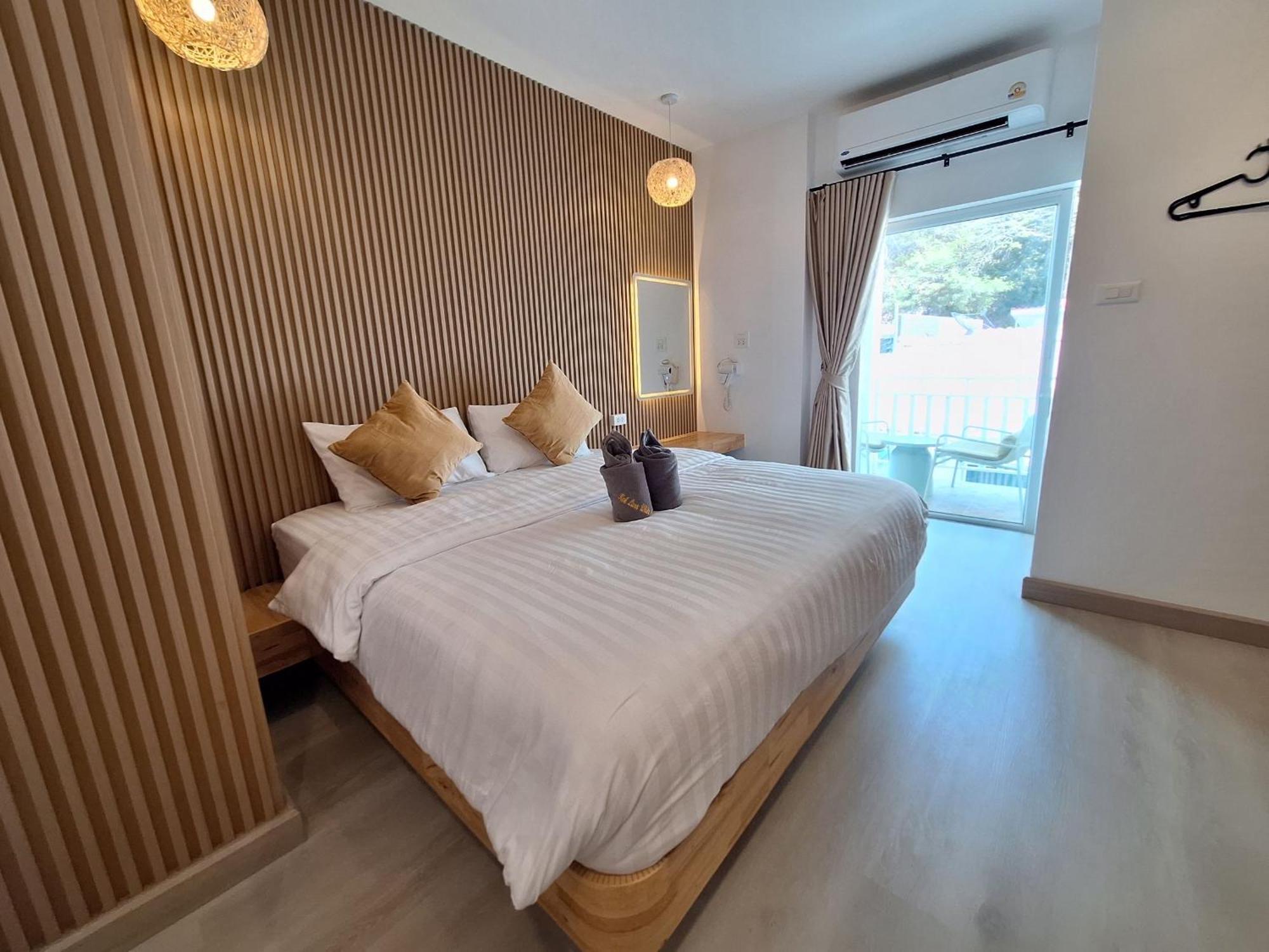 Koh Larn White House Hotel Ngoại thất bức ảnh